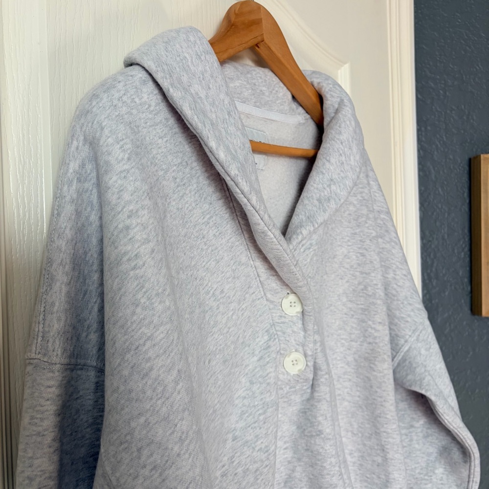 Abercrombie & Fitch Shawl Collar Henley pullover Sweatshirt, heather gray, XL - Picture 3 of 10